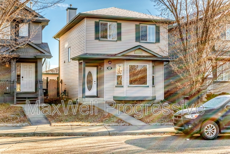 Edmonton House: 9135 213 Street