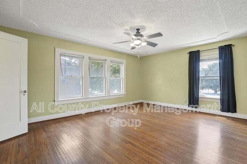 Main Rental Photo 10