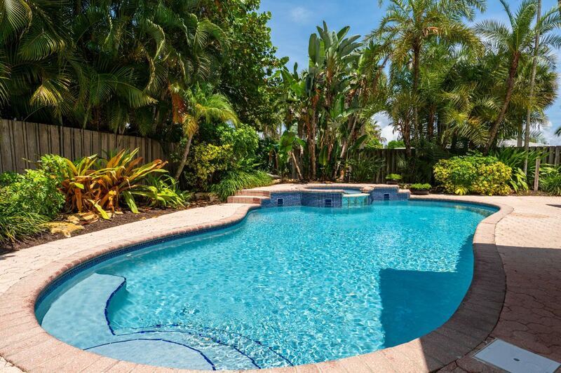 Boca Raton House: 701 SW 5th Street