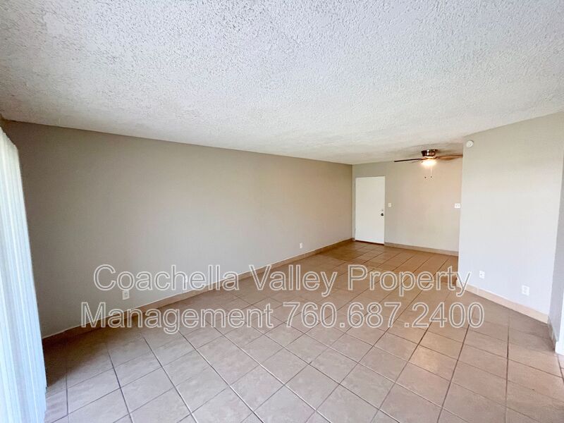 Palm Springs Condo: 2580 E Tahquitz Canyon Way