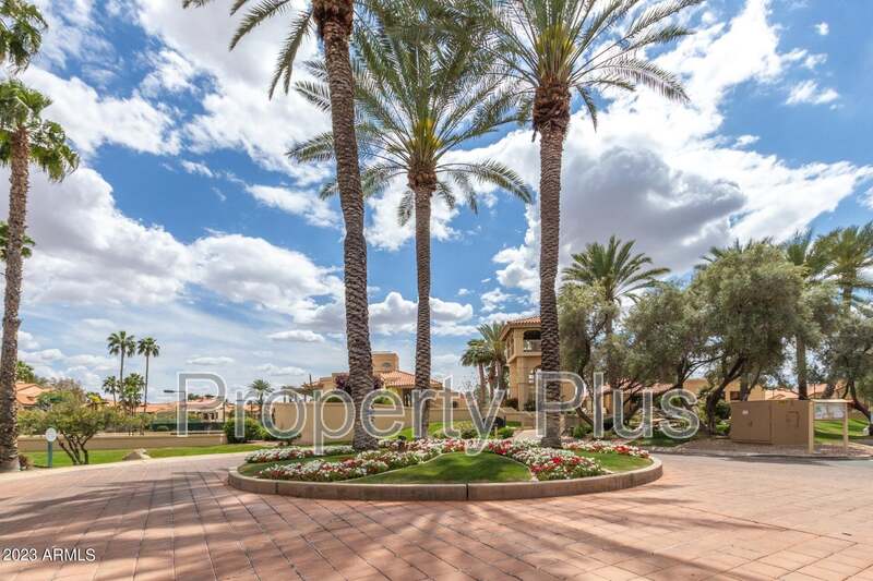 Scottsdale Condo: 9708 E Via Linda