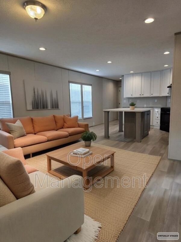 Springfield House: 2710 N Farm Rd 137