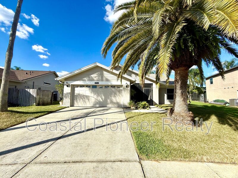 Tampa House: 8723 Imperial Ct