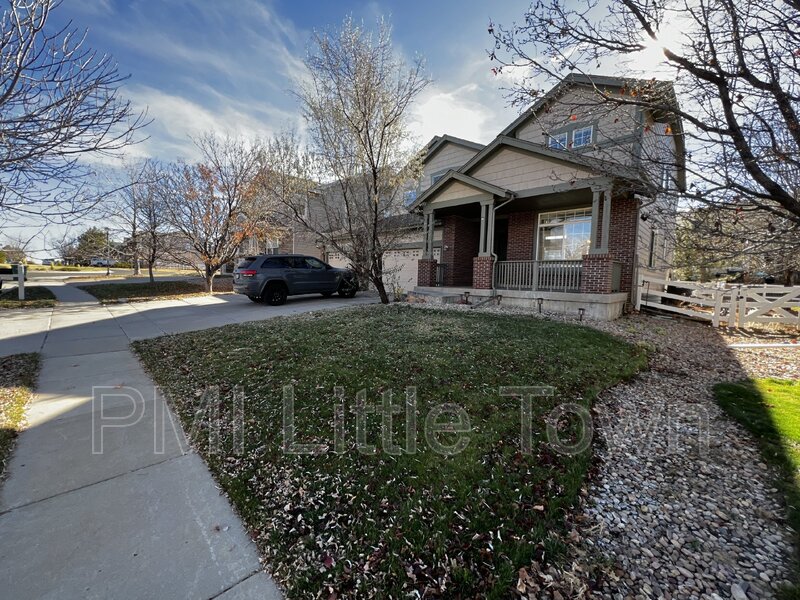 Aurora House: 24646 East Florida Avenue