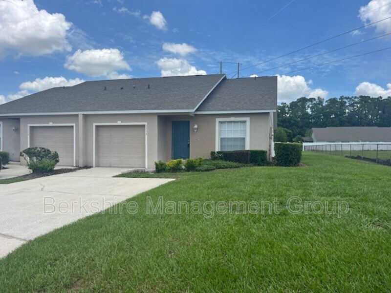 Lakeland Townhome: 1113 Pogonia Dr