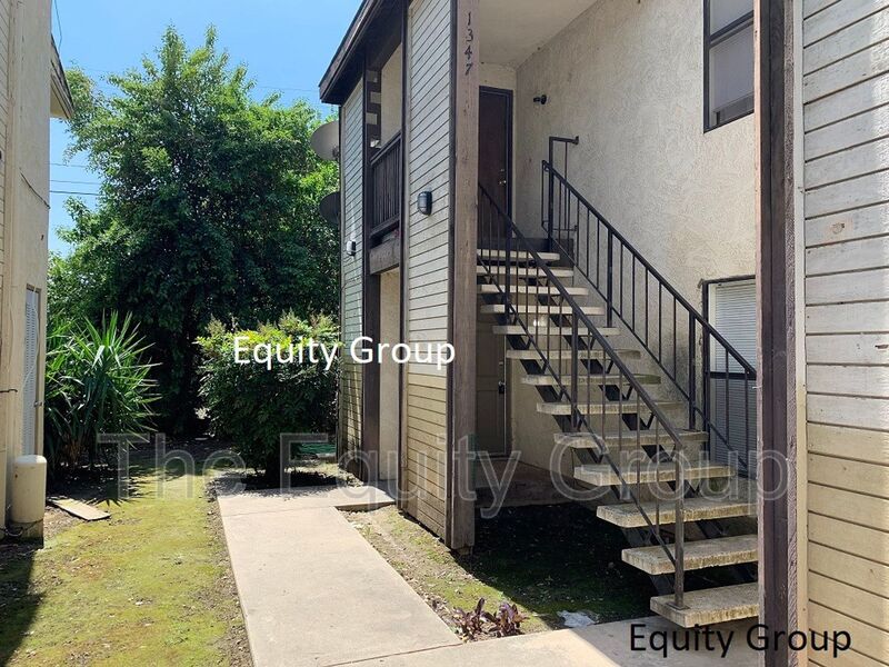 Visalia House: 1347 South Court Street