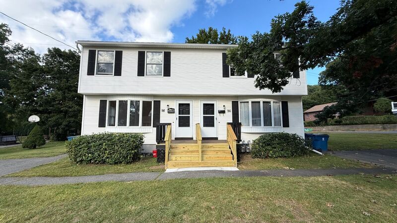 West Springfield Condo: 96-98 Silver St