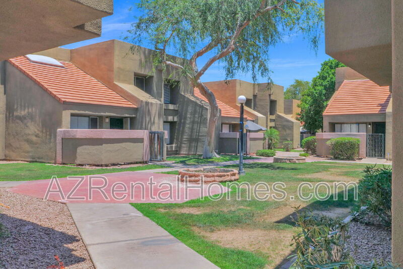 Mesa Condo: 1432 W Emerald Ave
