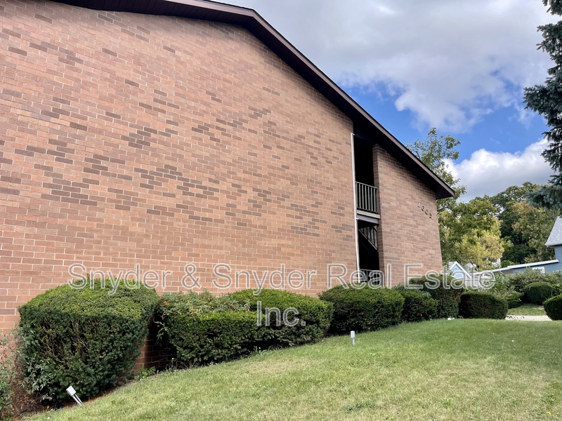 Akron House: 2605 Terrace Avenue