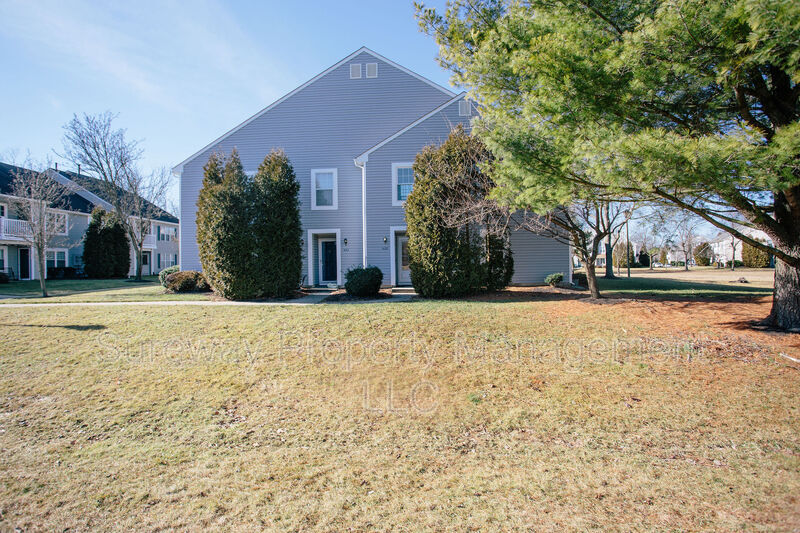 Washington Township Condo: 427 Paddock