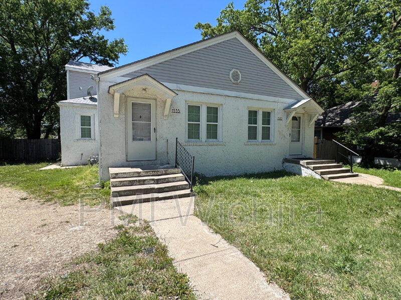 Wichita Condo: 1535 North Holyoke Street