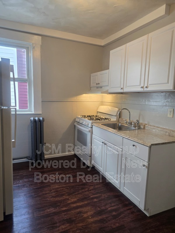 Framingham Condo: 64 Hollis Street