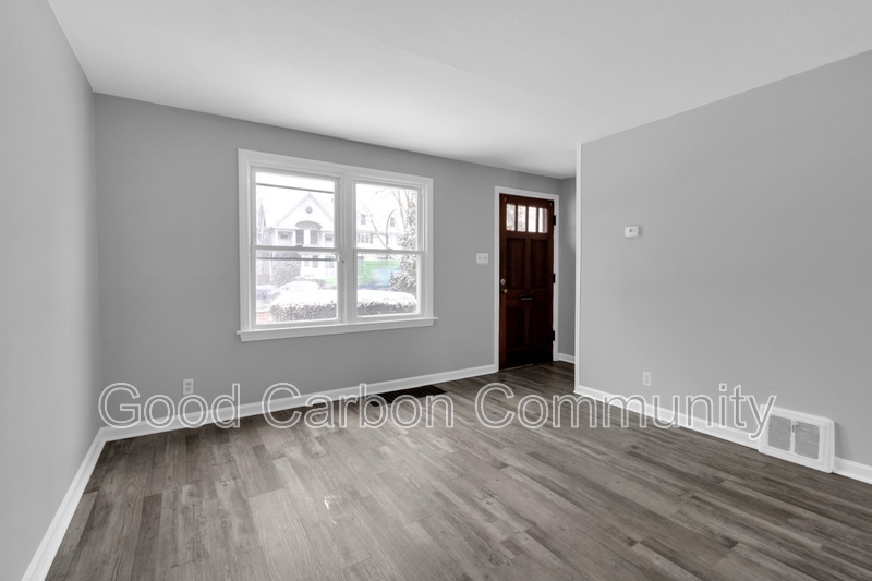 Buffalo Condo: 854 Richmond Ave