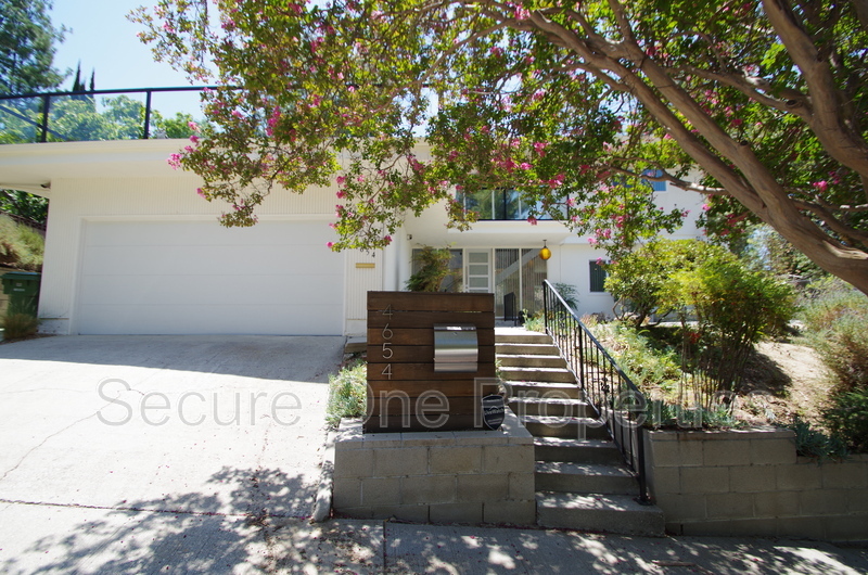 Woodland Hills House: 4654 Galendo Street