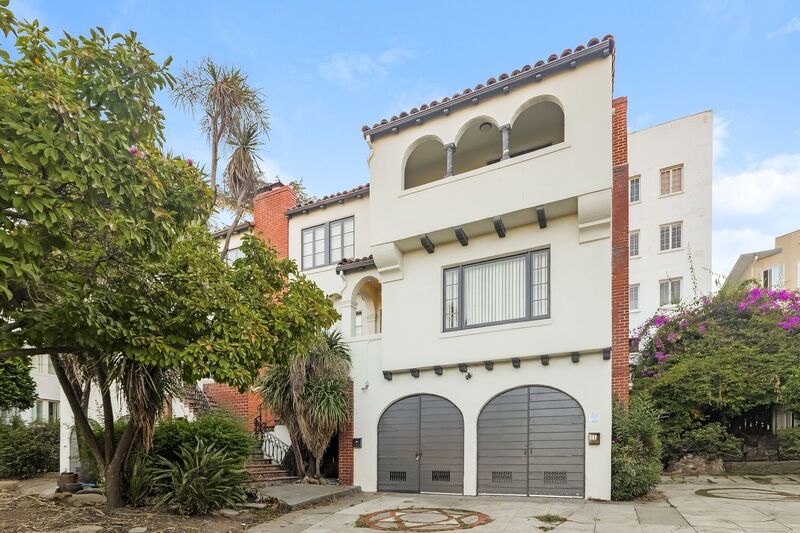 Oakland Townhome: 27 Excelsior Ct