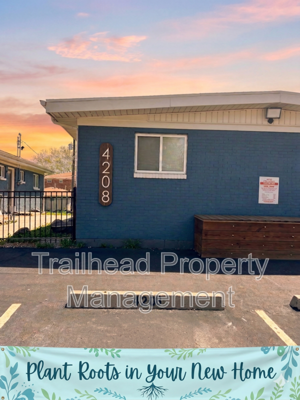 Kansas City House: 4208 Lloyd St