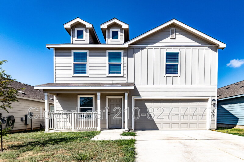 San Antonio House: 11967 Sand Wedge Way