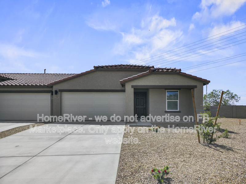Wickenburg House: 757 Dylan Ct