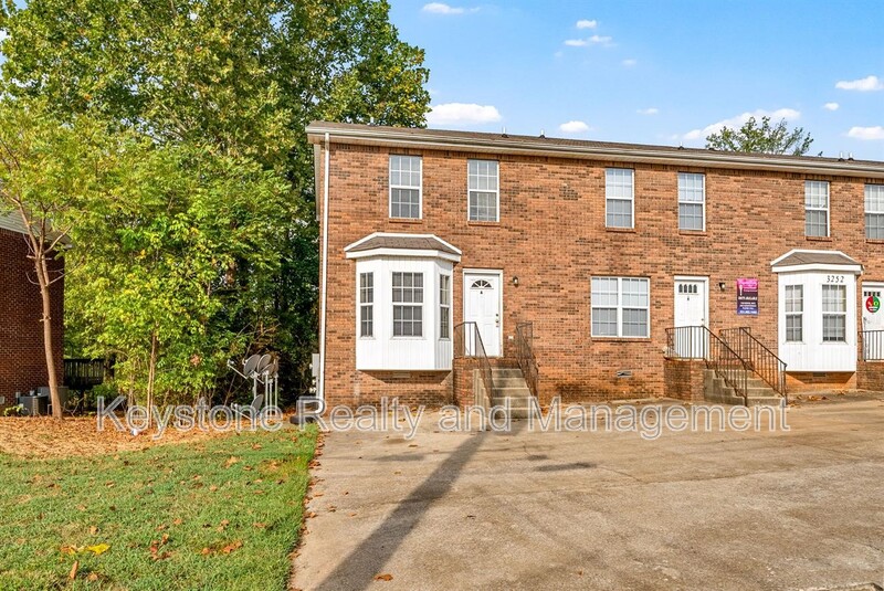 Unit BClarksville Townhome: 3252 Tower Drive