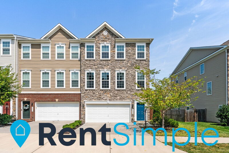 Haymarket Townhome: 6856 Bryson Circle