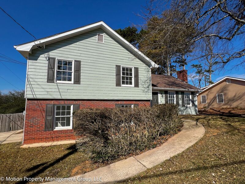 Sugar Hill House: 1330 Hillcrest Drive