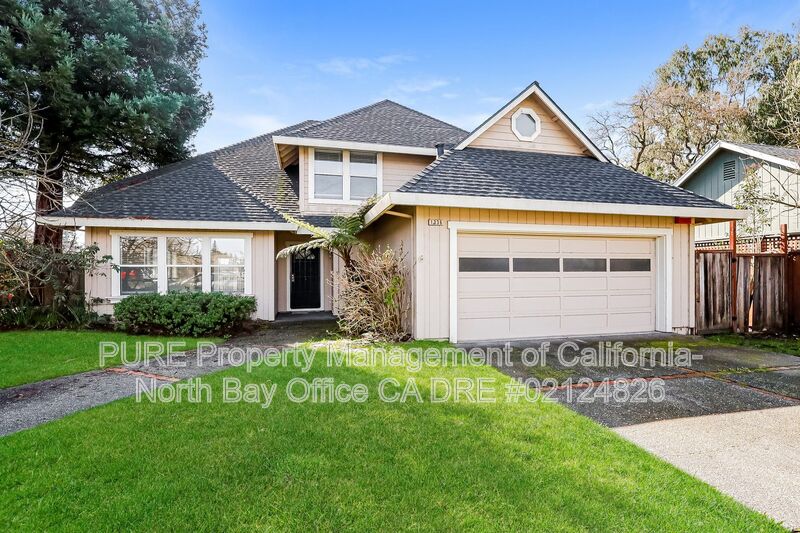 Santa Rosa House: 1336 Jennings Park Way