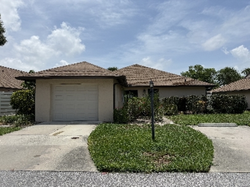 Bradenton House: 3424 51st Avenue Circle West