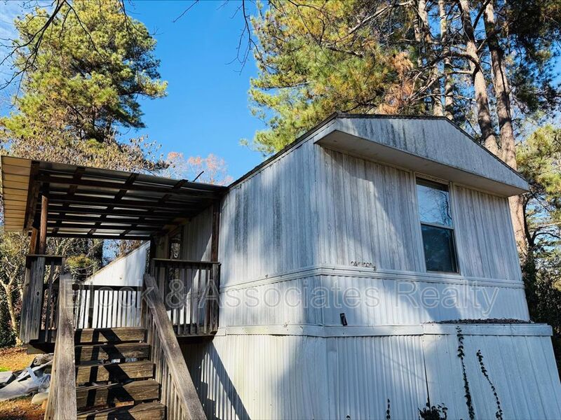 Randleman Condo: 1066 Worthville Rd