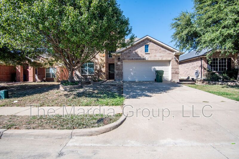 Forney House: 1105 Concan Dr