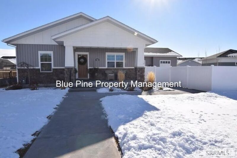 Idaho Falls House: 705 Birmingham Lane