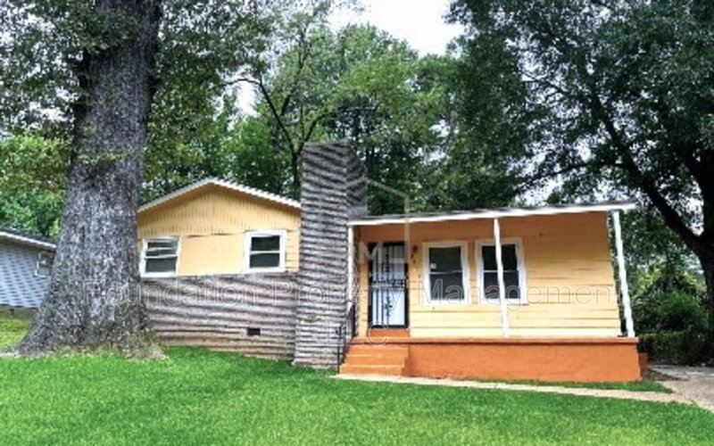 Memphis House: 3181 Parham Street