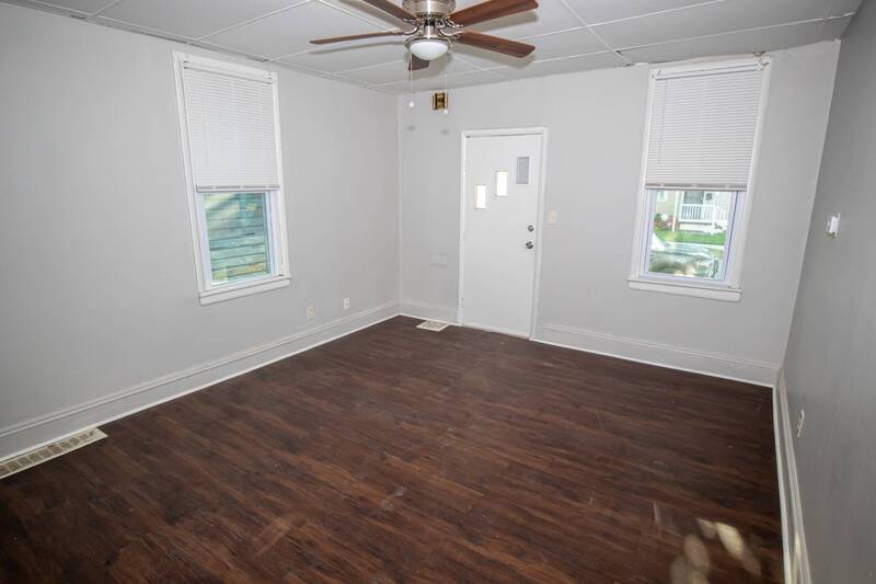 Cleveland Condo: 3969 - 3971 East 64th Street - 3971 Right