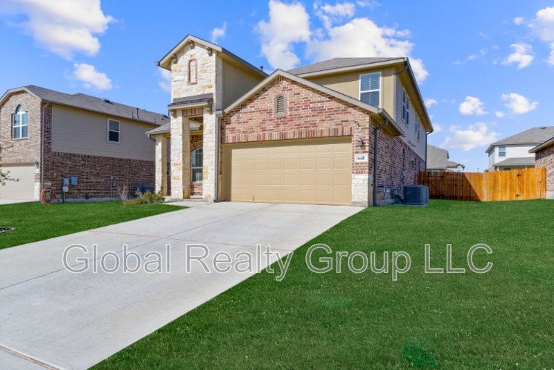 Cibolo House: 648 Amber Crk