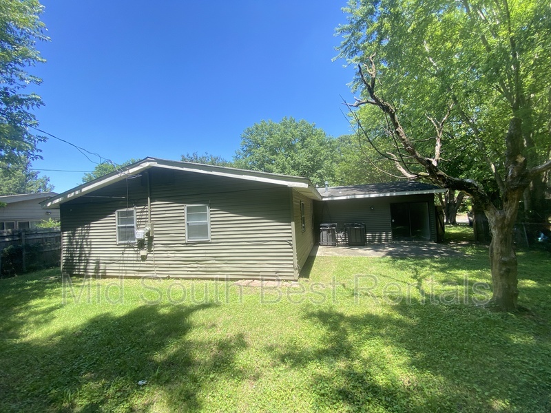 Request a Viewing for 3083 Bluffdale St (Parkway Village) Tenant Turner