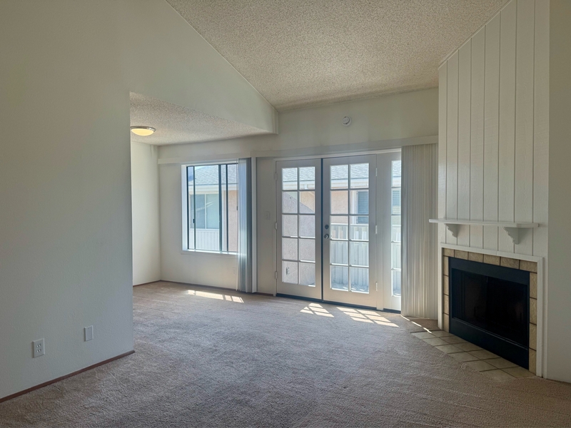 San Diego Condo: 5655 Riley Street #208