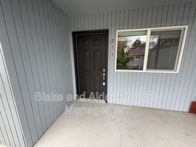 Beaverton House: 5950 SW Hall Blvd