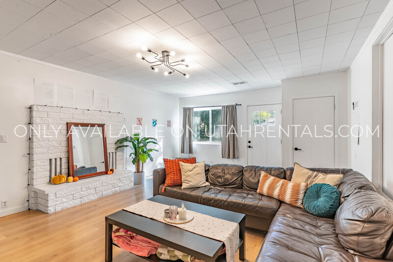 Provo House: 547 E 200 N Rm 2