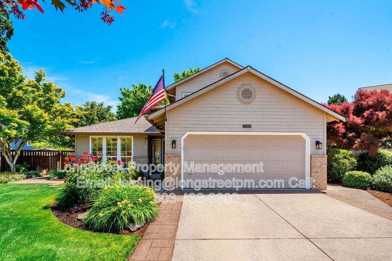 Hillsboro House: 3144 NE 2nd Ct