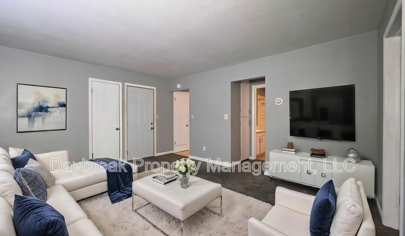 Fargo Condo: 811 7th Avenue North - 3