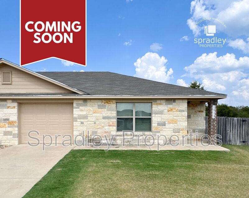 Belton Townhome: 1513 Chance Ct