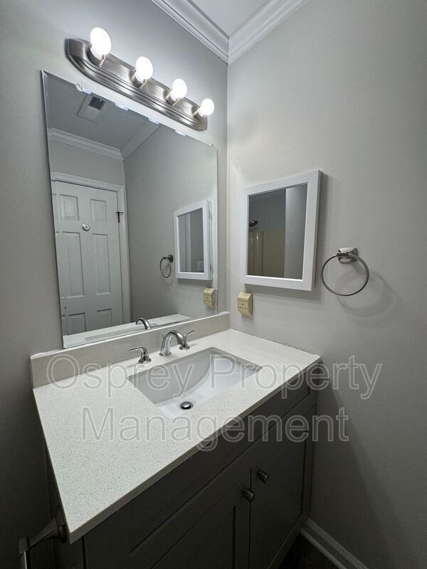 Charming, end-unit brick townhome! *ASK ABOUT OF ZERO DEPOSIT* - Photo 12