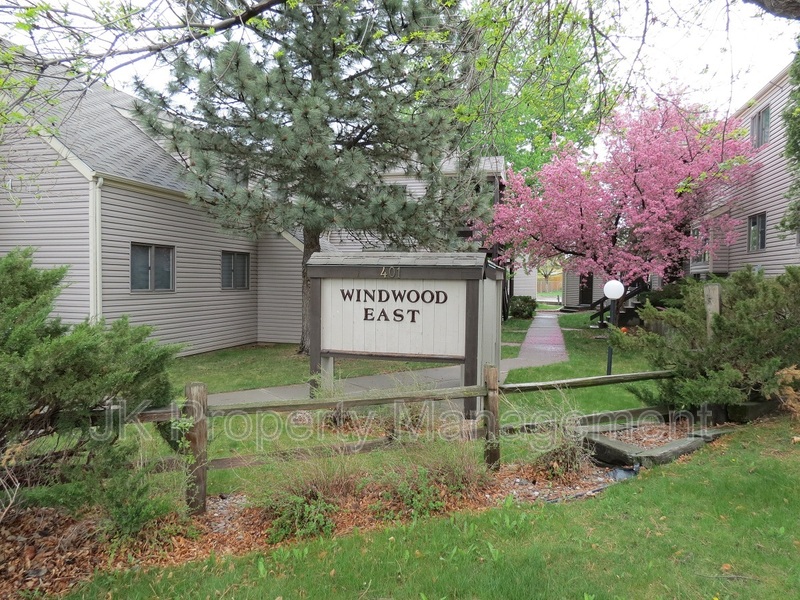 Great Falls House: 401 50th Street S