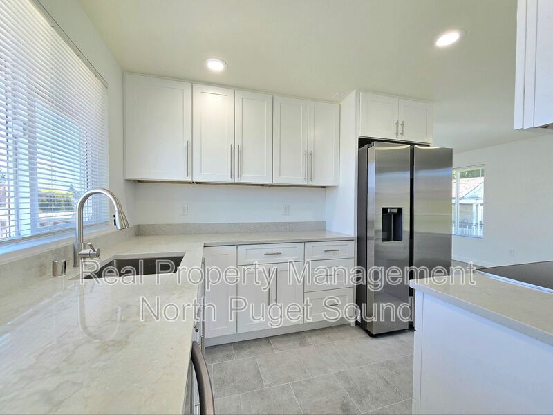 Everett Condo: 1421 Pine St