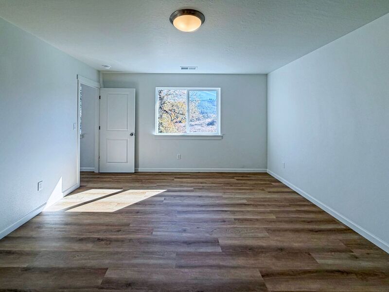 Photo 25 of rental home at 83314 Lorane Hwy