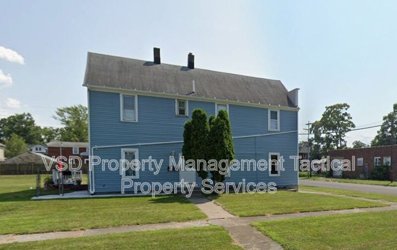 Lorain Condo: 2907 Oakwood Ave