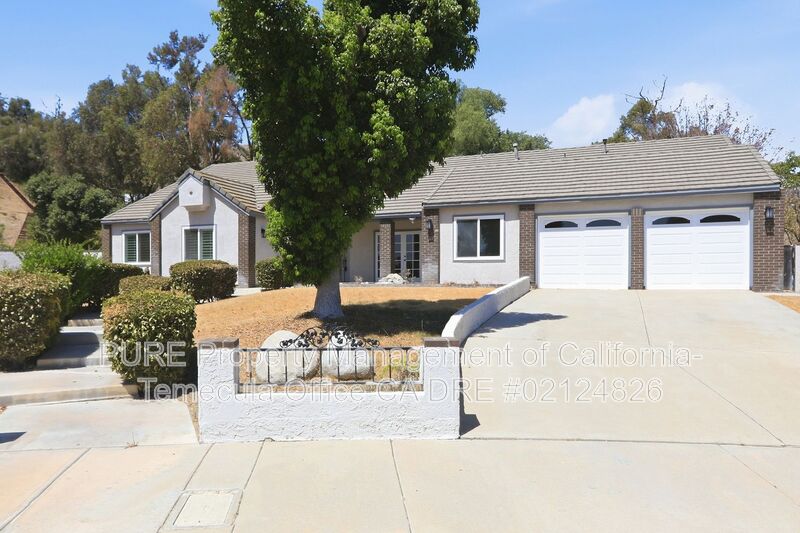 Riverside House: 11292 Cadbury Dr
