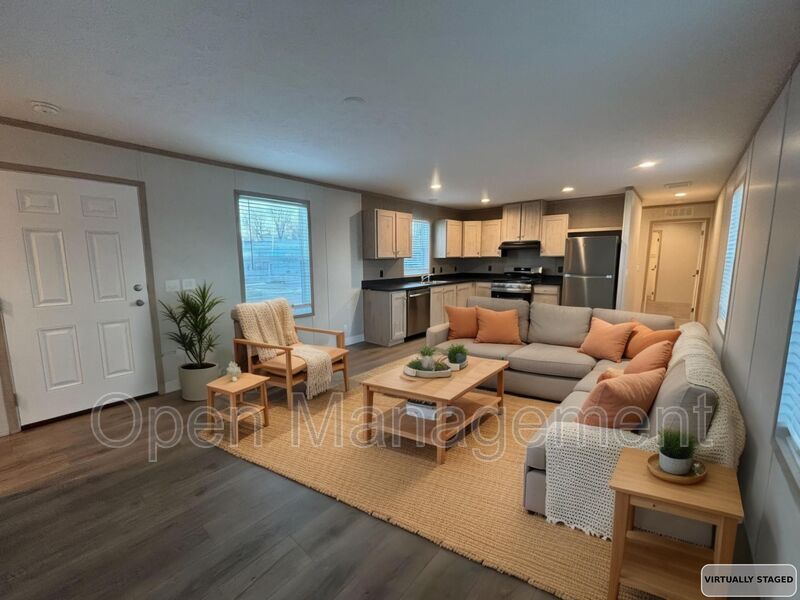 Bismarck House: 725 S. 12th Street