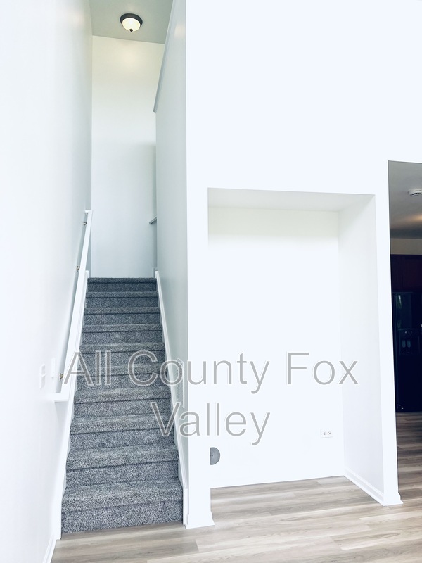 Main Rental Photo 16