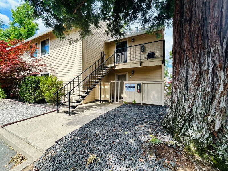 Citrus Heights Condo: 7445 Auburn Oaks Ct