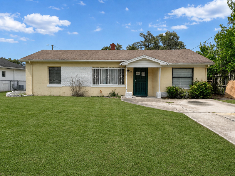 Lakeland House: 404 Normandy Street